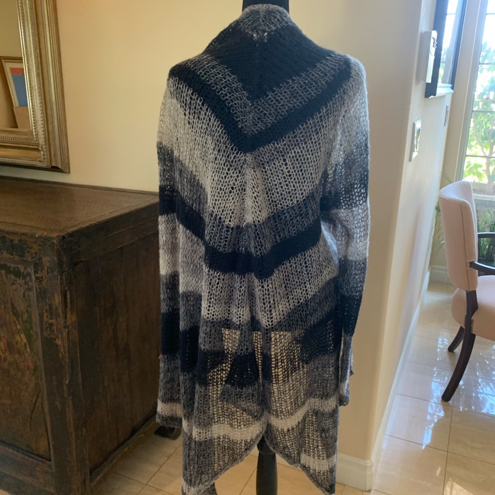 Duster - Picture 2 of 3